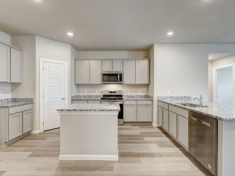 10508 SW 41st Pl — Photo 9