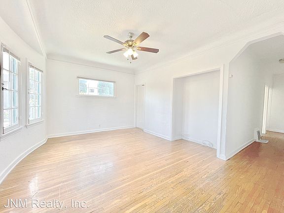 5th image of 1301 N Stanley Ave #10175926