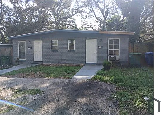 2 bed, 880 sqft, $1,800 — Photo 1