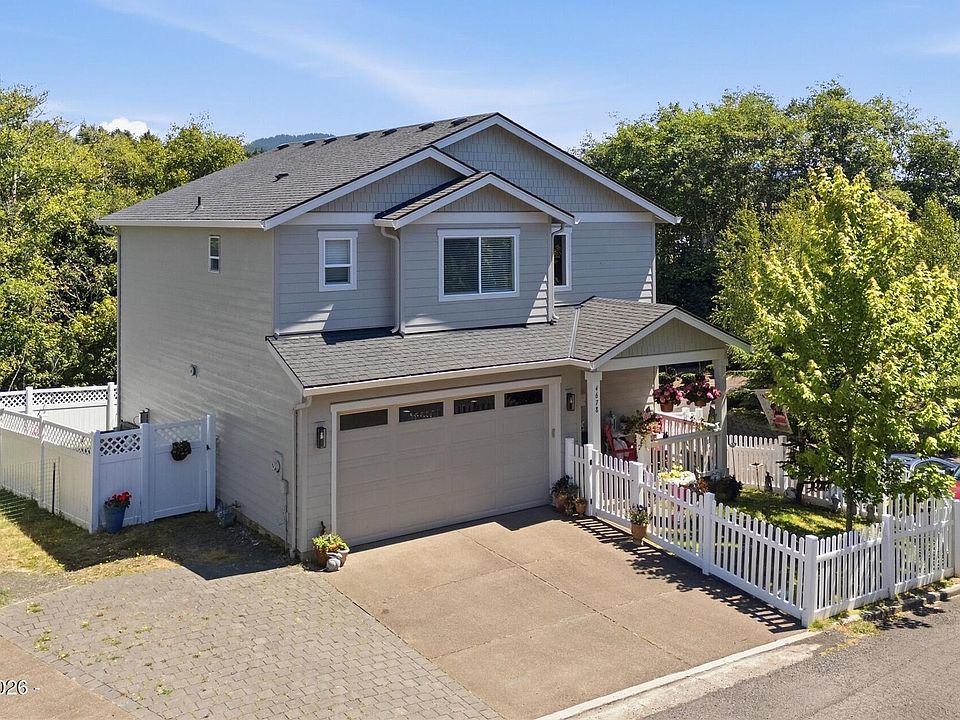 1st image of 4678 NE Windward Pl