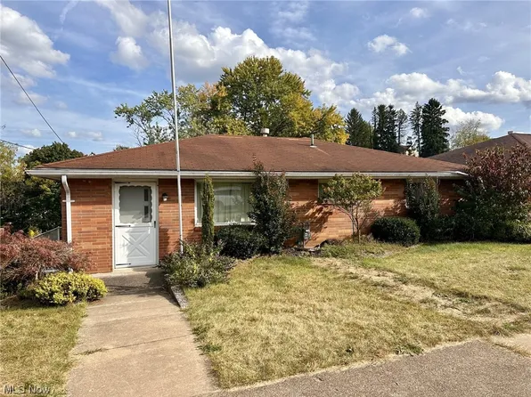 117 Sherwood Dr, Weirton, WV 26062