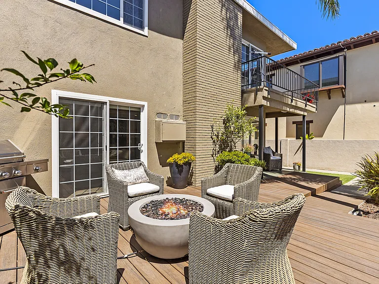 24322 Santa Clara Ave #4 — Photo 14