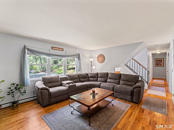 5th image of 214 Grasslands Road