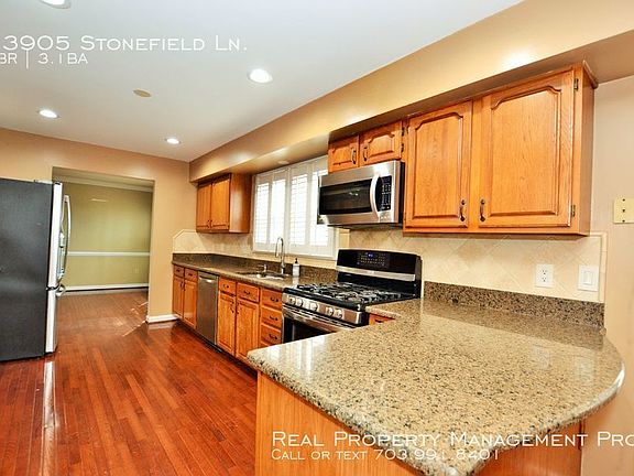 4th image of 13905 Stonefield Ln