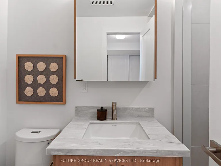 15 Acorn Ave #1 — Photo 19