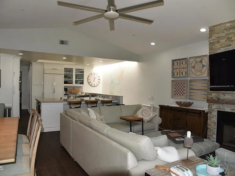 4885 Sandyland Rd #2 — Photo 6
