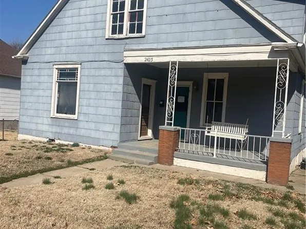 2423 Patee St, Saint Joseph, MO 64507