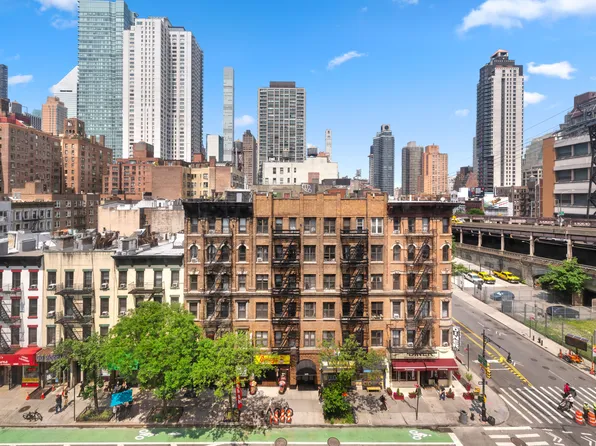400 East 59th Street 8B image 11 of 11