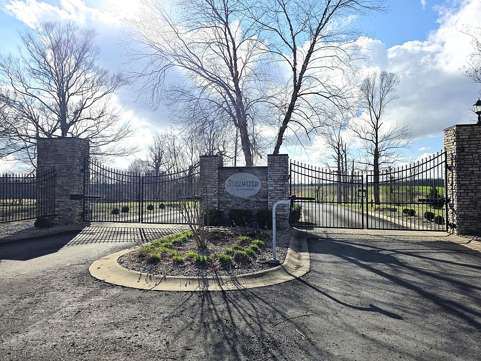2nd image of 214 Stillwater Blvd