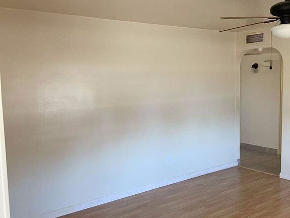 5th image of 3008 W Lawrence Ln