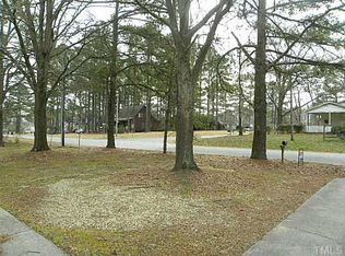 400 Laurel Dr, Smithfield, NC 27577