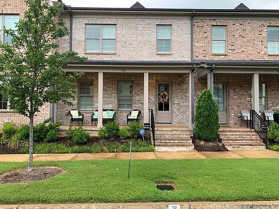 2nd image of 518 Armel Dr