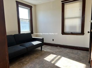190 Washington St APT 3, Somerville, MA 02143