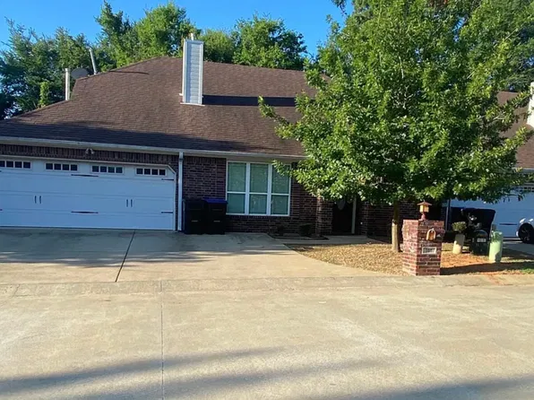 106 Falcon Way, Longview, TX 75605