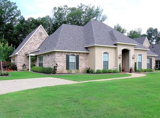 1921 Highpoint Pl, Haughton, LA 71037