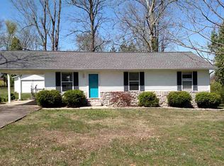 1587 Boggess Dr, Almo, KY 42020