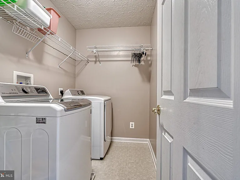 206 Colgate Dr — Photo 23