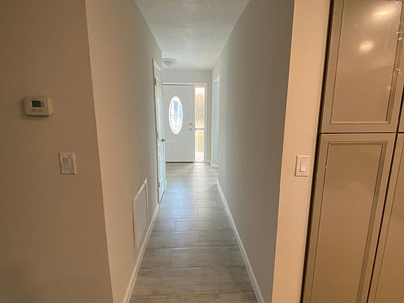 2nd image of 10009 Bridlewood Ave