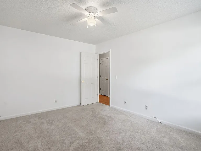 101 Emerald Way — Photo 16