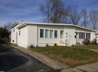1414 Saint Charles Pl, Roslyn, PA 19001