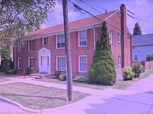 2423 2nd St, Wyandotte, MI 48192