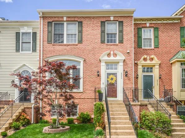 6242 Levi Ct, Springfield, VA 22150