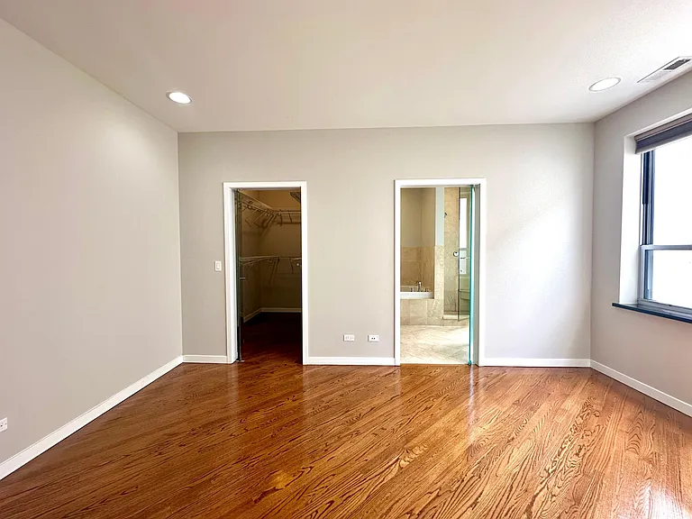 1635 W Cortland St #301 — Photo 14