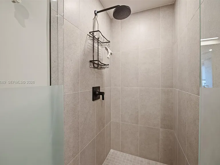 121 NE 5th St #3507 — Photo 12