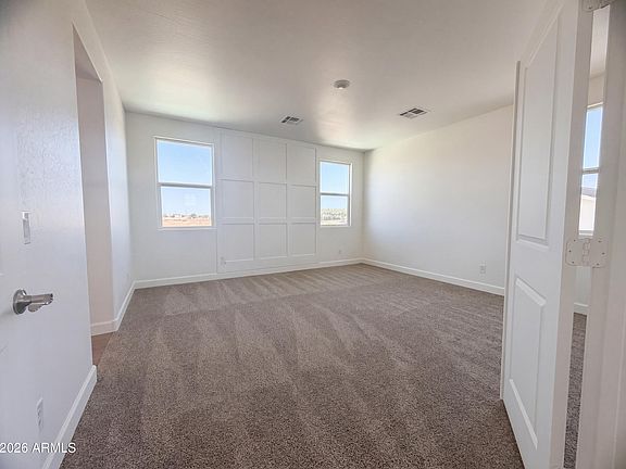 4th image of 37647 N BENTGRASS Road