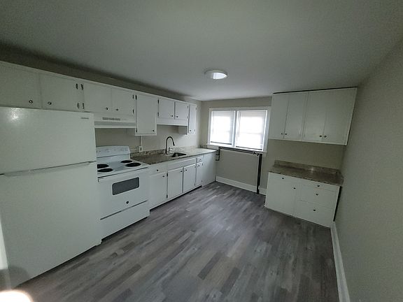 3rd image of 814 Sunset Ave APT 3