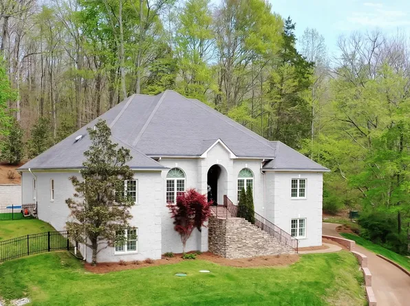 3 Fox Vale Ln, Nashville, TN 37221