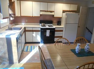 117 Grew Ave #117B, Roslindale, MA 02131