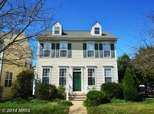 26165 Lands End Dr, Chantilly, VA 20152