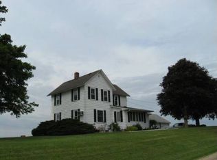 18221 Fairhaven Rd, Chadwick, IL 61014