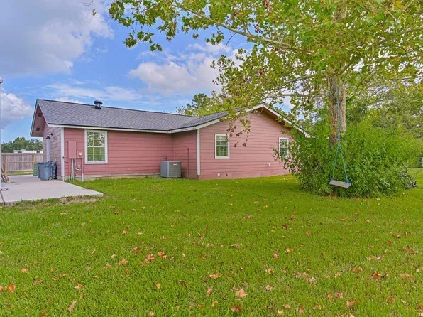 6220 Avenue O, Santa Fe, TX 77510