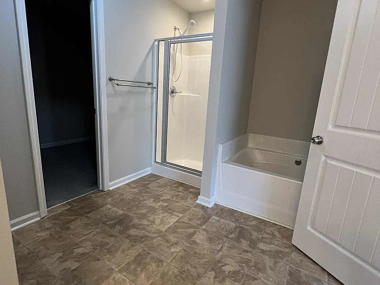 1739 Snapping Ct — Photo 16