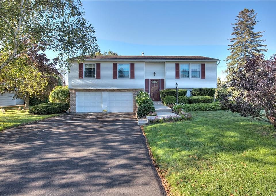 1st image of 100 Longdale Dr