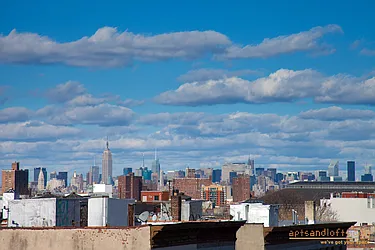 Rented by aptsandlofts.com