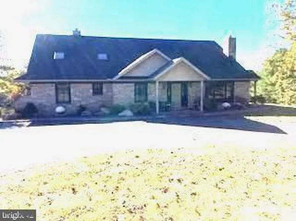 8124 Cromwell Church Rd, Hustontown, PA 17229