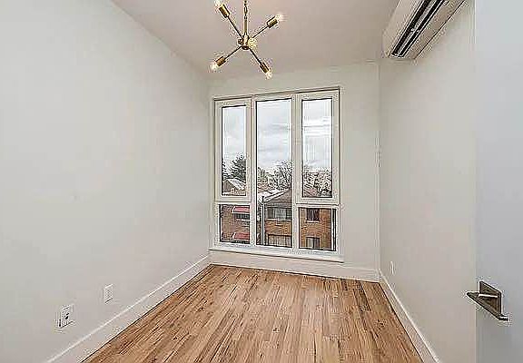 5th image of 3013 Barker Ave #5B