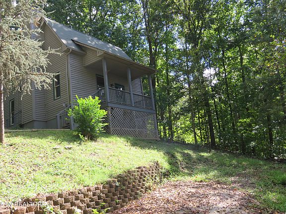 5th image of 245 Eagle Ridge Dr