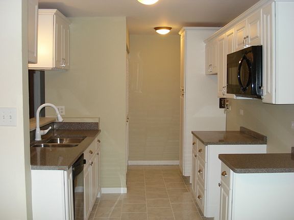 4th image of 8338 Portsmouth Dr