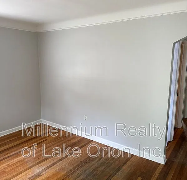 271 Dick Ave — Photo 13