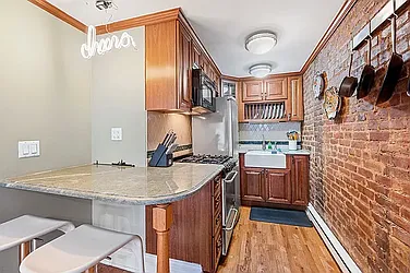Rented by Cooper & Cooper Real Estate