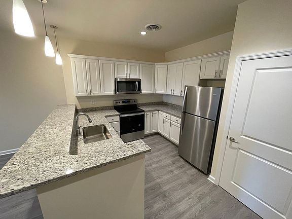 2nd image of 192 Erie Blvd #607