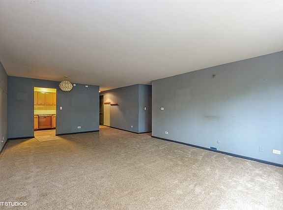 3rd image of 1234 Elmwood Ave APT 3C