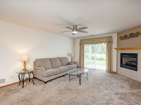 5th image of 6325 Oak Crest Ln