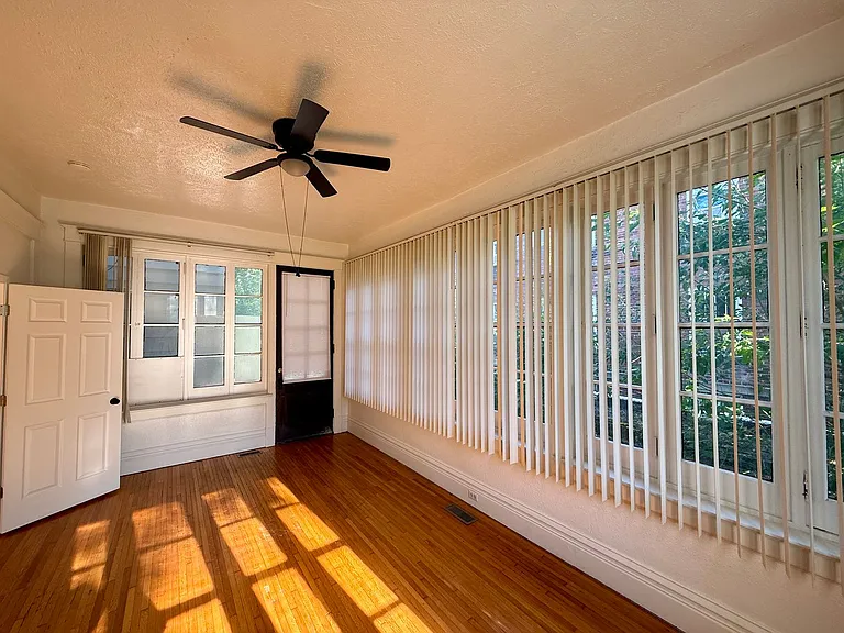 118 N Glenwood Ave — Photo 28