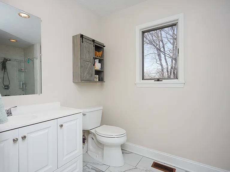 34 Berrien Ave — Photo 25