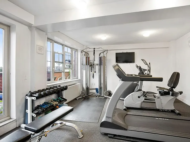 163 Saint Nicholas Ave #2A — Photo 15